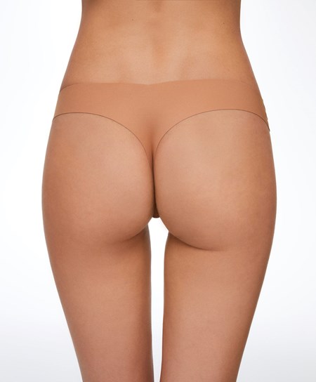 Oysho Invisible “v”-cut Stringi Tan | 582197MRA