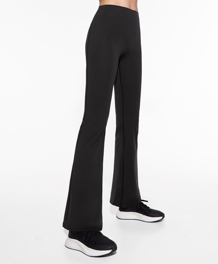 Oysho Raise Up Compressive Flare Trousers Czarne | 296504FDC